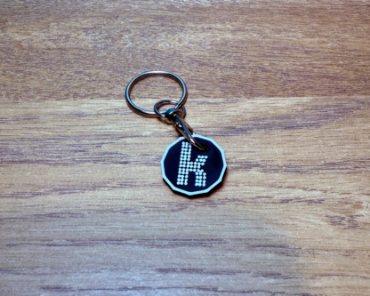 The Killers Trolley Coin Keyring - Durable Keychain Accessory for Hassle-Free Shopping - Image 4